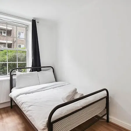 Aplacetostay Central London Apartment, Waterloo